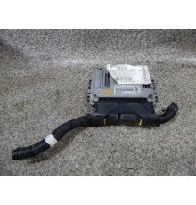 Alfa Romeo GIULIETTA 0281015984 компьютер двигателя