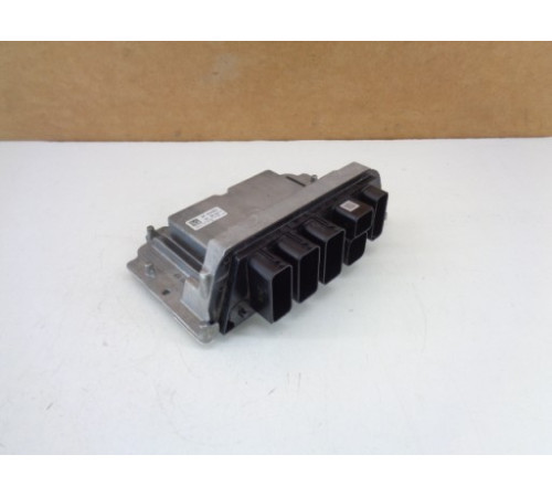 BMW 1 F20 F30 компьютер двигателя 8678863 170587099