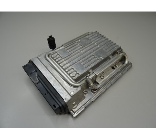 БУ компьютер двигателя 8610680 BMW 7 F01 4.4 и