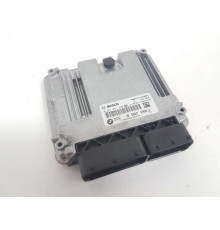 BMW F30 F31 2.0 D компьютер двигателя 8582280
