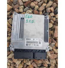 BMW E60 3.0 D компьютер двигателя 7799856 DDE