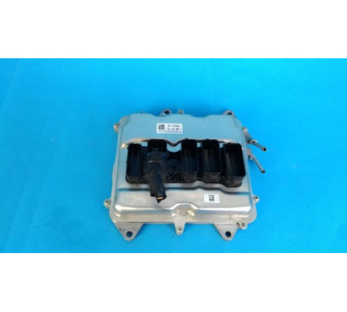 BMW F13 LCI 17R блок управления компьютер DME 8689181