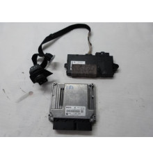 BMW E87 E81 2.0 D компьютер двигателя 7807827 07R ИМО