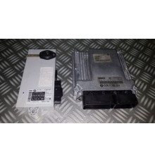 BMW E60 3.0 D 218 04R компьютер двигателя CAS 7795553