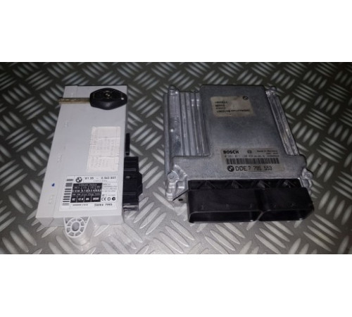 BMW E60 3.0 D 218 04R компьютер двигателя CAS 7795553