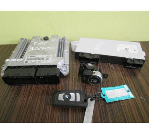 BMW F10 F11 LCI 3.0 D компьютер двигателя 8586540