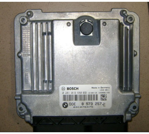 BMW F10 F20 F30 F25 КОМПЬЮТЕР 8573257 0281019680