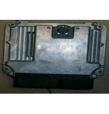 BMW F25 компьютер двигателя модуль 8513184 0281017639