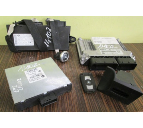 BMW 3 E90 E92 320D КПЛ компьютер 7809000 0281014238