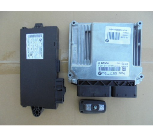компьютер ЭБУ двигателя bmw e87 120D 7823420