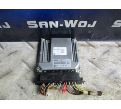 BMW 1 E87 04-09 компьютер 0281012880