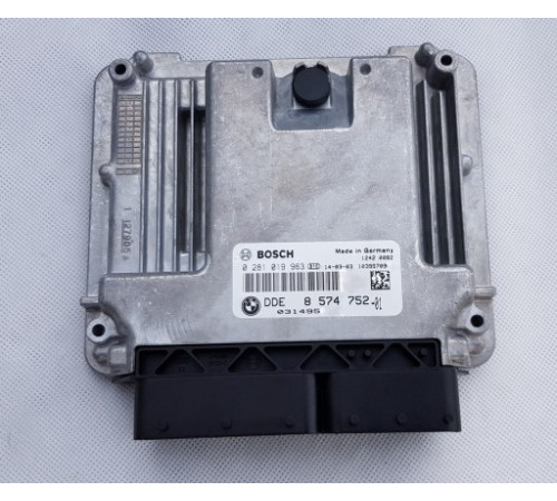 BMW X1 E84 2.0 D компьютер 0281018471 DDE 8517604