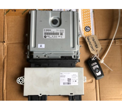 Компьютерный ключ CAS BMW F10 8513161 комплект