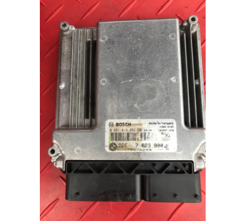 BMW E70 E71 X5 X6 3.0 D компьютер двигателя 7823800