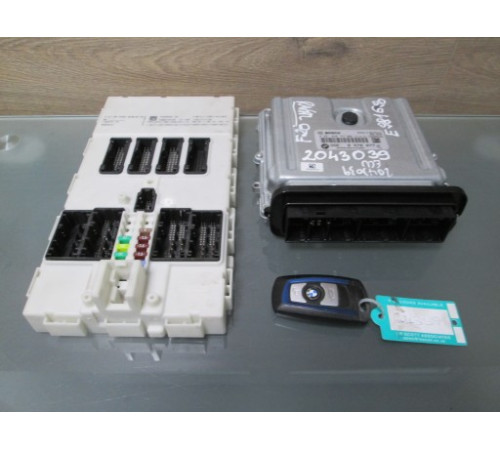 BMW F20 N47 компьютер в сборе 0281030757 8578077