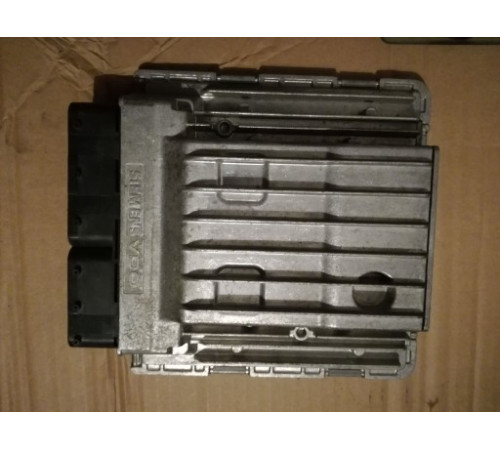 КОМПЬЮТЕР ЭБУ ДВИГАТЕЛЯ BMW 7586940 5WK93648
