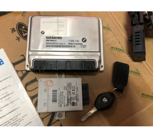Компьютер ЭБУ двигателя BMW Z4 E85 7532140