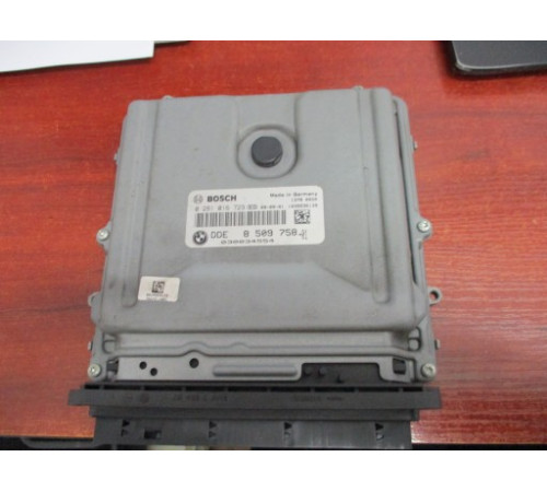 Компьютер управления двигателем DDE BMW F01 8509758