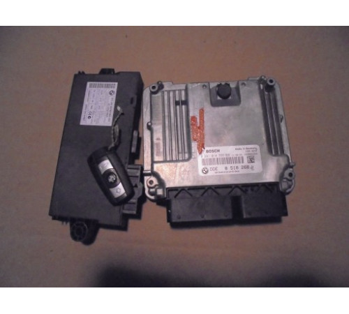 BMW E90 компьютер двигателя 8518268