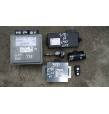 Компьютер ЭБУ двигателя BMW E90 N43 18i 7579142