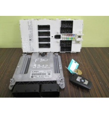 BMW F30 330D компьютер в сборе 0281030735 8577834