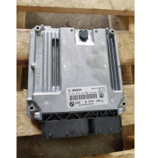 BMW F10 530d F30 330D компьютер двигателя 8574100