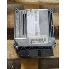 BMW E87 E90 E91 компьютер двигателя 2.0 D 7797497