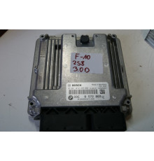 BMW F10 3.0 D 258KM компьютер двигателя 8572869