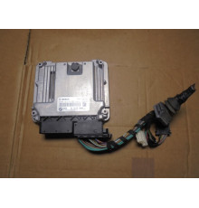 BMW F10 F25 F30 компьютер контроллер двигателя 8518568