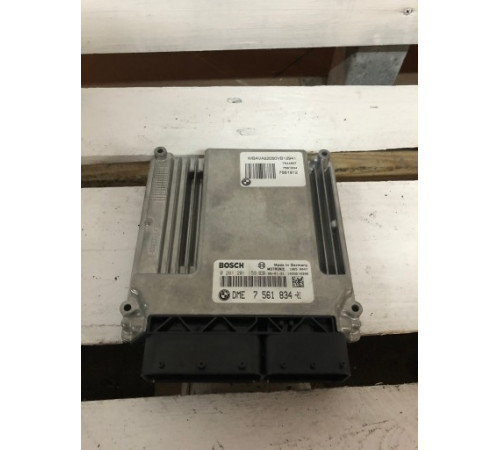 Компьютер двигателя BMW e90 7561834