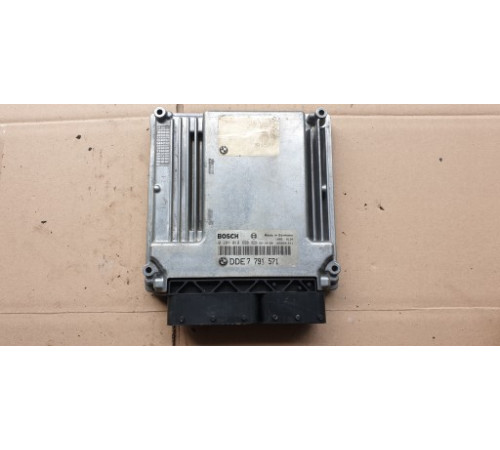 Компьютер двигателя BMW E65 0281010898 DDE7791571