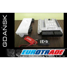 BMW F10 F11 530d компьютер 8572869 CAS 9293339 N57N
