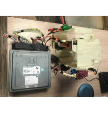 Компьютер ЭБУ BMW E90 3.0 7573863 5WK93614