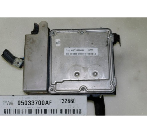 Компьютер двигателя Chrysler Sebring 2.0 05033700AF