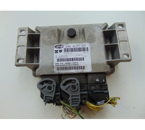 КОМПЬЮТЕР IAW6LP1.23 9653057980 9650623180 CITROEN
