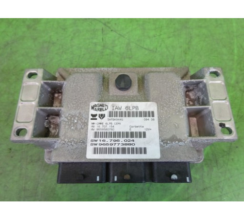 Компьютер контроллер двигателя CITROEN C5 LIFT 2,0