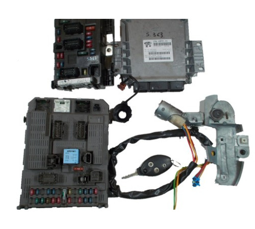 Компьютер CITROEN IAW48P2. 31 9645279980 C5 KPL IMMO