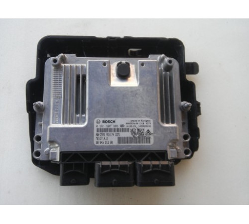 CITROEN PEUGEOT КОМПЬЮТЕР ДВИГАТЕЛЯ BOSCH 0261S07906