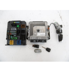 Компьютер 1.2 THP CITROEN C4 B7 комплект 9818160080