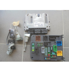 Компьютер 1.6 HDI CITROEN C4 DS4 комплект 9677031180