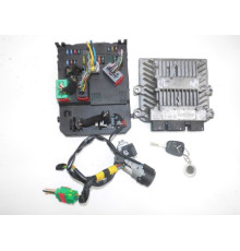 Citroen C2 1,4 HDI драйвер компьютер 5ws40115ct