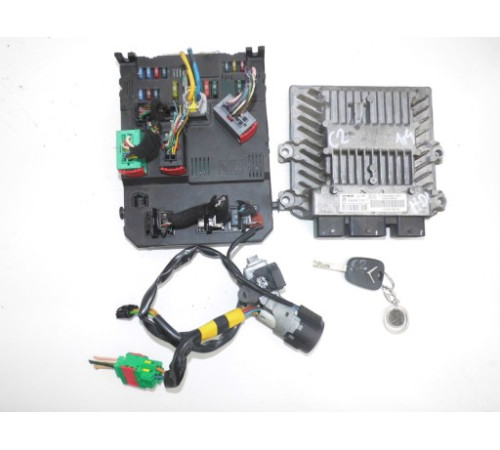Citroen C2 1,4 HDI драйвер компьютер 5ws40115ct