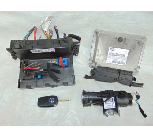 Компьютер двигателя 51793116 Fiat Panda 2 II 1.2