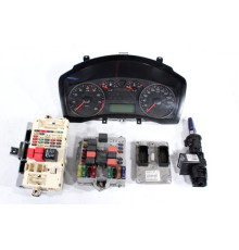 Компьютер двигателя immo в сборе Fiat Stilo 1.6