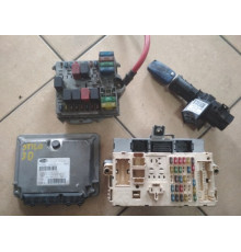 КОМПЬЮТЕР КОМПЛЕКТ IMMO FIAT STILO 2.4 B 55180343
