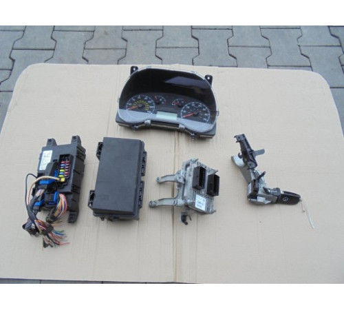 КОМПЬЮТЕР ДВИГАТЕЛЯ FIAT GRANDE PUNTO 1.4 8V-H-