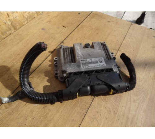 КОМПЬЮТЕР ДВИГАТЕЛЯ FIAT DOBLO 51779335