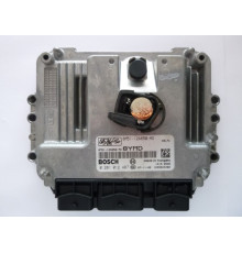 Ford Focus компьютер 1.6 8m51-12A650-LB 8YLB