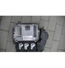 Компьютер Ford Fiesta MK7 1.6 TDCI 9v21-12A650-AC