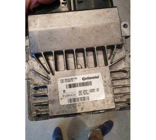 Драйвер Компьютер Ford Escape 2.5 gv6a-12b684-cb